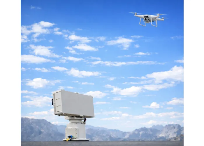 ตรวจจับค้นหาและติดตามโดรนที่มีความแม่นยำ